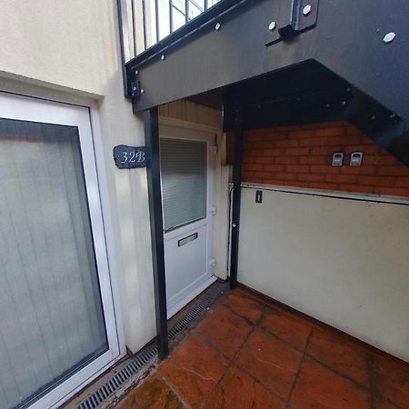 Cosy Escape - Studio Apartment In Coventry City Centre Esterno foto